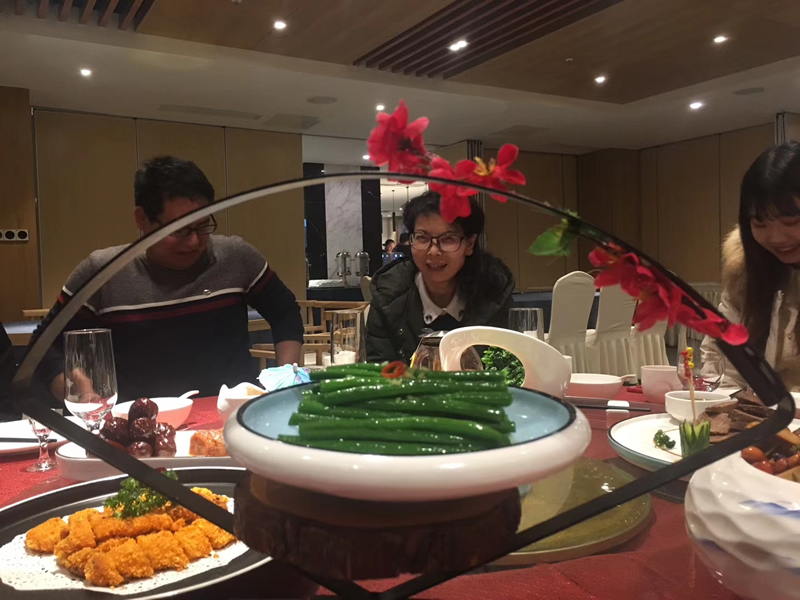 陜西意聯(lián)電氣特組織全體員工年會 陜西意聯(lián)電氣特組織全體員工年會