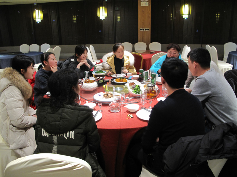 陜西意聯(lián)電氣特組織全體員工年會 陜西意聯(lián)電氣特組織全體員工年會