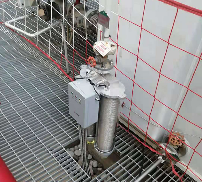 免維護(hù)吸濕器安裝現(xiàn)場(chǎng)04 免維護(hù)吸濕器安裝現(xiàn)場(chǎng)04