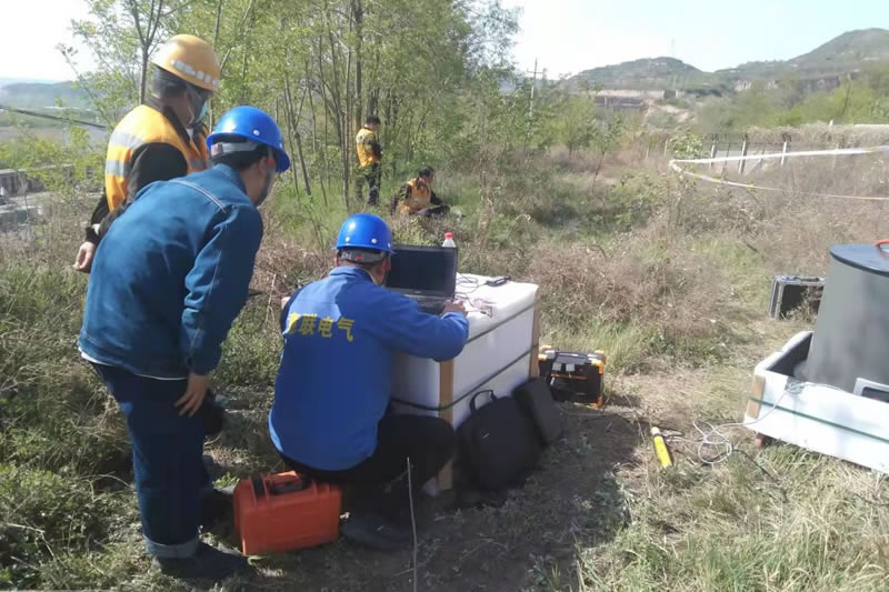 現(xiàn)場(chǎng)調(diào)試人員 現(xiàn)場(chǎng)調(diào)試人員